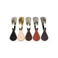 Medaille-dOr-kleine-metalen-schoenlepel-met-leder-truffel-leder-0